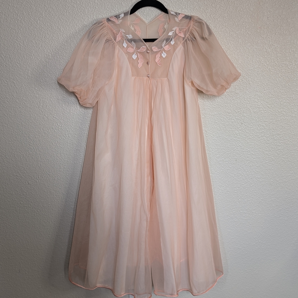 Vintage Nightgown Robe Long Set Rogers Gold Size 32 Pink vintage 1950s nightgown